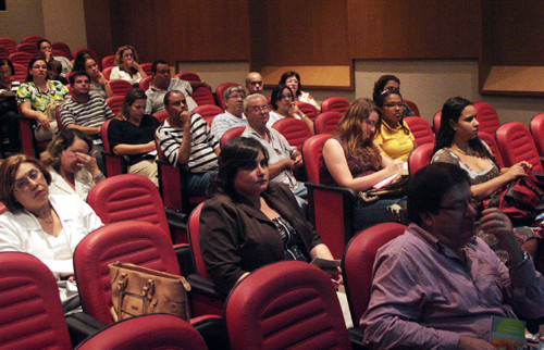 Servidores estão sendo treinados (Foto: Antônio Leudo)
