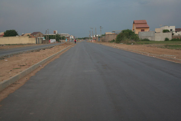 Parte da nova Avenida Arthur Bernardes já foi concluída (Foto: Antônio Leudo)