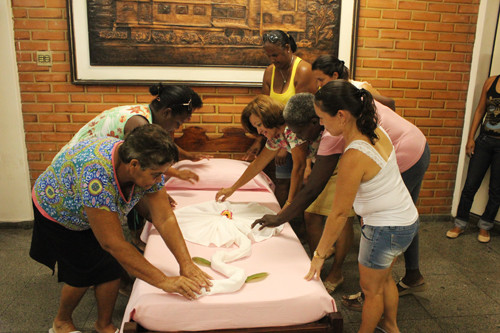 Ao final do curso, as alunas receberão certificado e estarão aptas para exercer a função (Foto: Secom)