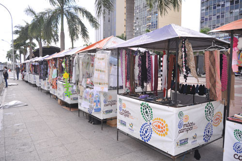 A Feira Mãos de Campos vai funcionar de quinta a sábado, na Praça São Salvador (Foto: Secom)