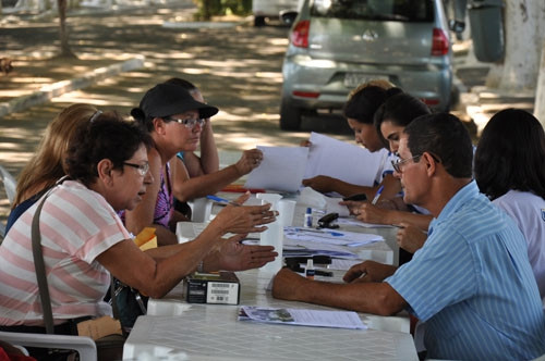 Segundo Wainer, 1.200 processos estão pendentes e devem ser resolvidos até sexta-feira (4), no Cemitério do Caju (Foto: Secom)