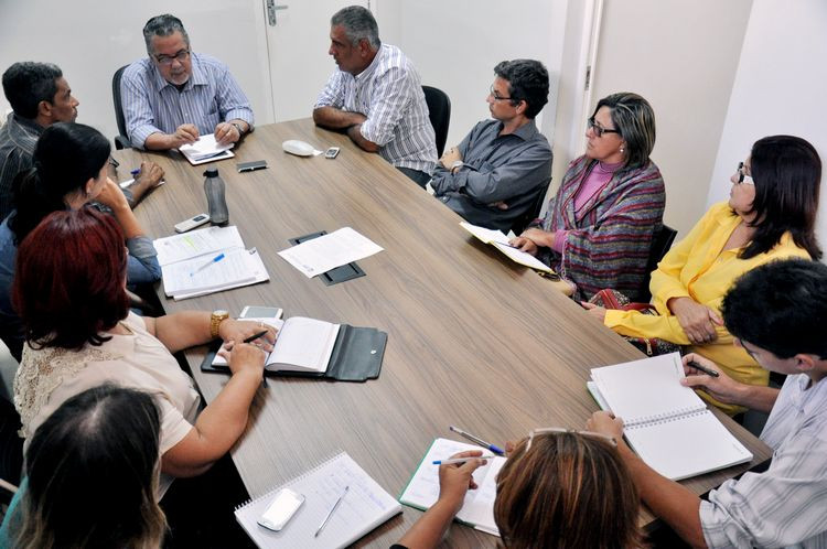 A reunião para definir a programação do Dia da Família foi realizada nesta quarta-feira (Foto: Secom)