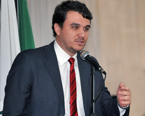 O presidente da Fundação Municipal da Infância e da Juventude, Thiago Ferrugem, informa que o evento será aberto neste domingo, às 13h, na FME (Foto: Secom)