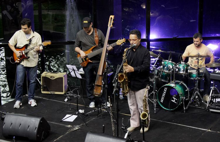 Os músicos campistas da banda Bossa Jazz esperam pelo público nesta terça-feira (10), às 20h, no foyer do Teatro Trianon, para mais uma edição do Clube do Jazz e Bossa (Foto: Secom)