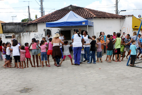 O Sábado Legal está sendo realizado em parceria com o projeto Brincadeira de Criança (Foto: Gerson Gomes)