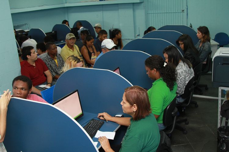 O Balcão de Emprego da Secretaria Municipal de Trabalho e Renda oferece nesta quinta-feira (3) 1.514 vagas de emprego em diversas áreas e todos os níveis de escolaridade (Foto: Rodolfo Lins)