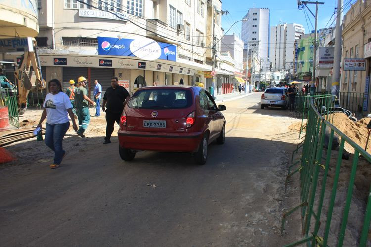 A Rua Sete de Setembro foi liberada para o tráfego de veículos pelo IMTT (Foto: Secom)