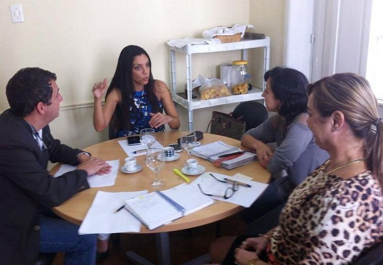 O secretário de Desenvolvimento Econômico e Turismo, Wainer Teixeira, se reuniu com a presidente da Fundação Cultural, Patrícia Cordeiro (Foto: Divulgação)