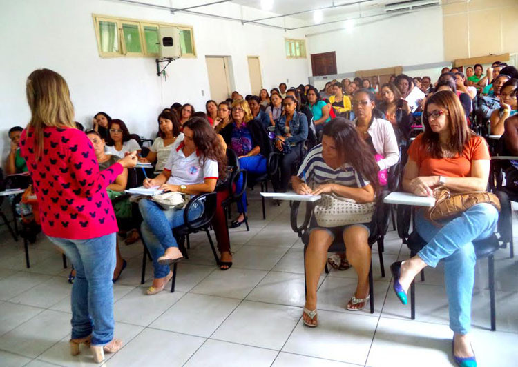 Capacitação para monitores do Mais Educação na Smece. (Foto: divulgação)