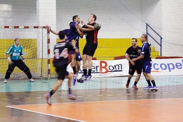 A partida da semifinal vai ser realizada às 13h, no Ginásio Valdir Pereira, da FME (Foto: Divulgação)