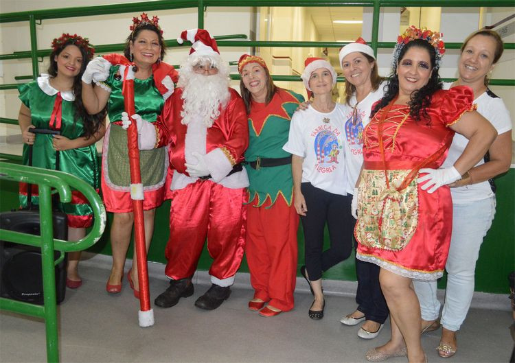 Natal Humanizado no HFM com música, distribuição de brinquedos e visita de Papai Noel. (Foto: Secom)
