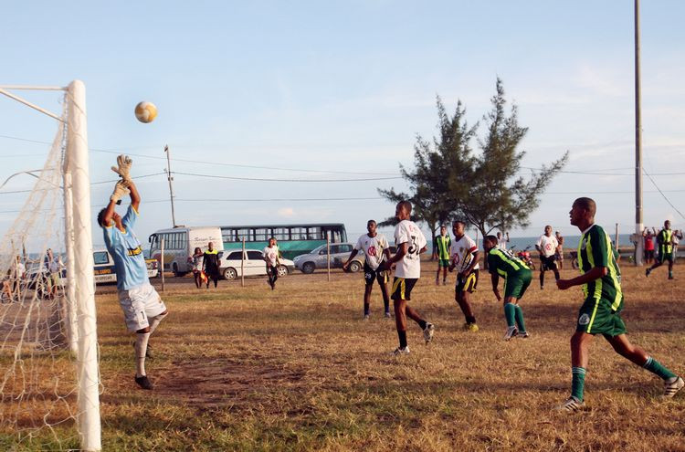 No total, oito times, divididos em duas chaves de quatro, estão na competição, cuja final foi marcada para 11 de fevereiro (Foto: Antônio Leudo)