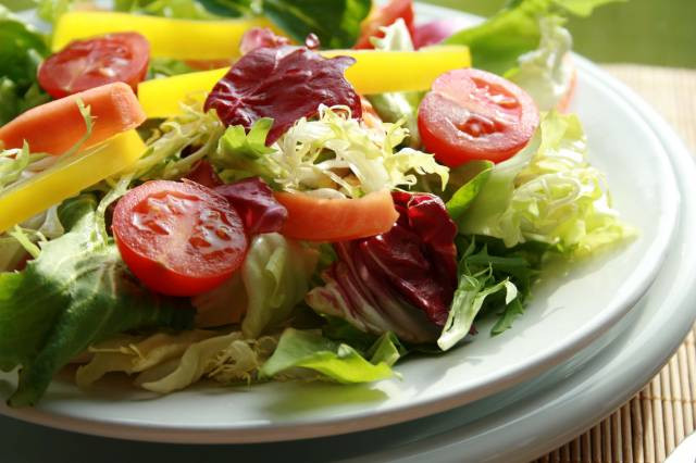 Frutas, verduras e legumes frescos são os amis recomendados (Foto: Divulgação)