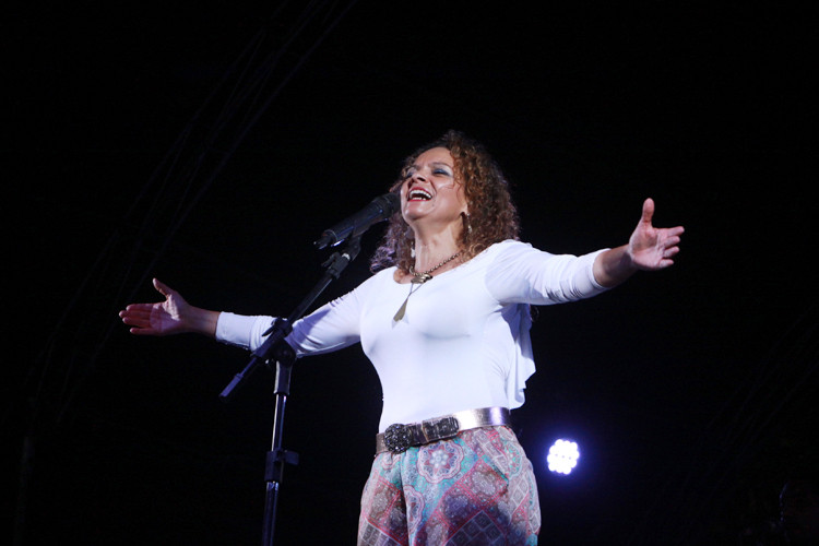 . Sambas de Roberto Ribeiro a Zeca Pagodinho serão cantados por Lene Moraes (Foto: Roberto Joia)