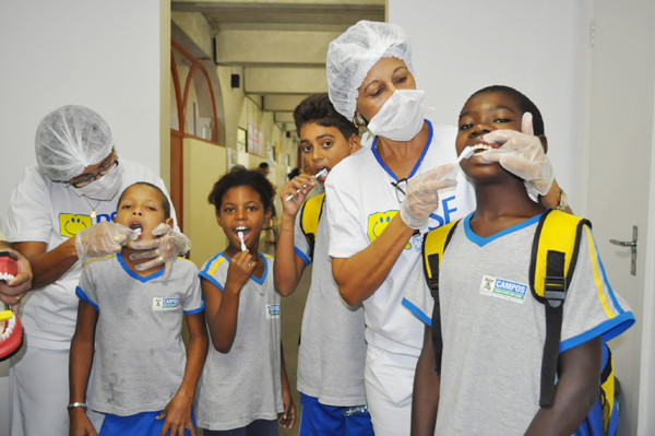 Assim como nos anteriores, a 6ª edição do Estado PSE terá palestras ministradas às mães de alunos por pediatras, psicólogos, assistente social, um profissional de educação física, dentistas, enfermeiros, nutricionista e equipe do CCZ (Foto: Marcelo Esqueff)