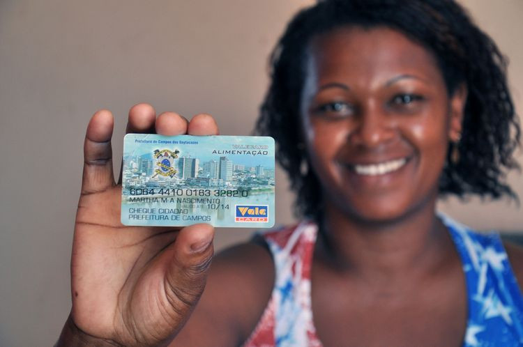 O investimento de R$ 4.338.200,00 em recursos dos royalties do petróleo foi direcionado a 21.691 famílias socialmente vulneráveis (Foto: Roberto Joia)