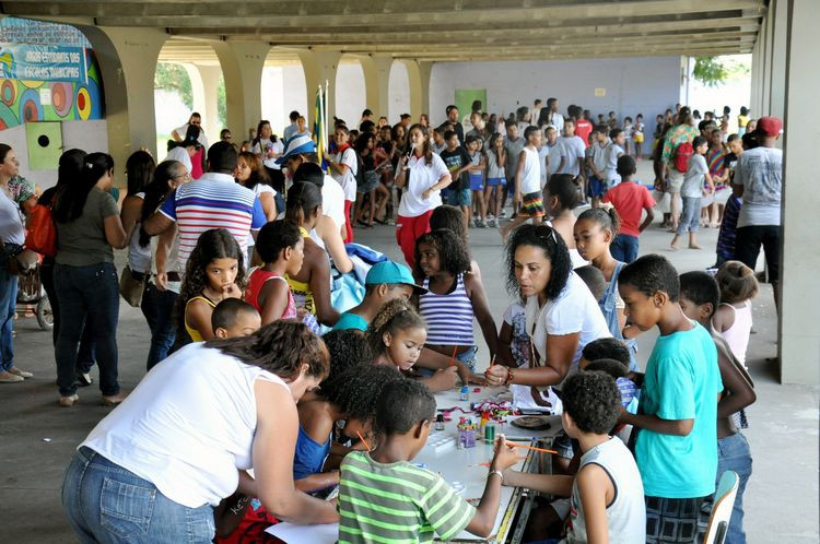 O evento acontece das 8h ao meio-dia, recebendo os alunos, pais e familiares, inclusive dos bairros vizinhos (Foto: Antônio Leudo)