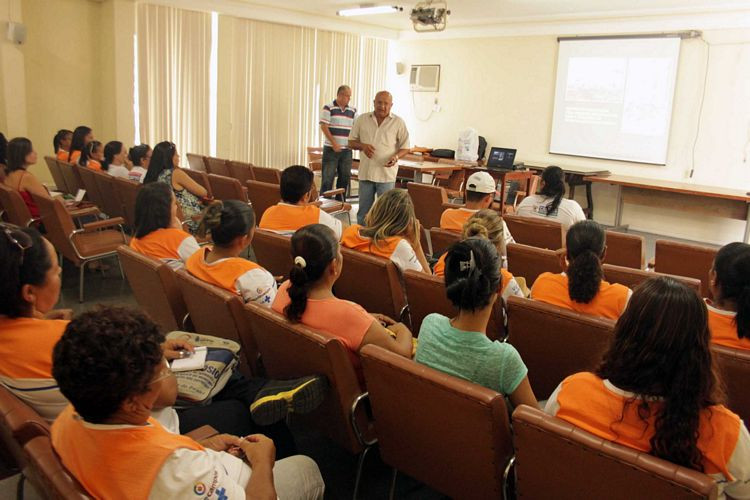 A segunda etapa do curso de reciclagem para agentes de combate aos roedores aconteceu nesta quinta-feira (Foto: Secom)