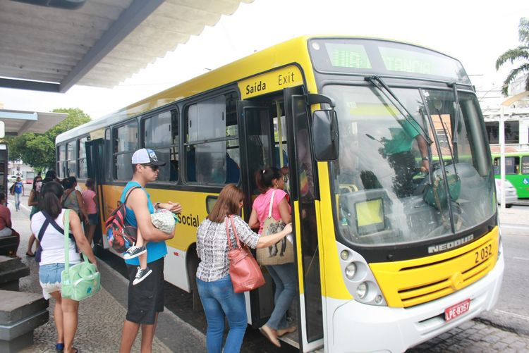 A economia em 6 anos gira em torno de mais de R$ 32 mil com despesas de transporte coletivo (Foto: Antônio Leudo)
