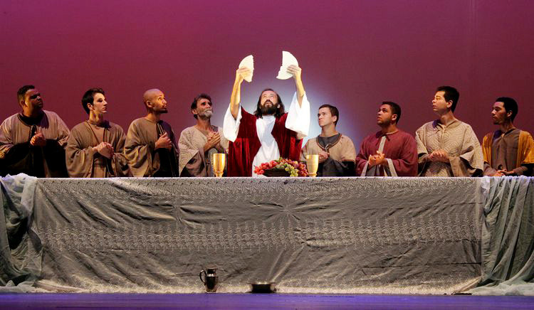 O Grupo de Teatro Sacro Dom Carlos Alberto Navarro vai comemorar, com o espetáculo, 34 anos (Foto: Divulgação)