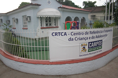 Através da investigação, realizada na unidade de saúde, é possível saber que tipos de doenças com ligação genética essas crianças poderão desenvolver, o que facilita o tratamento (Foto: Antônio Leudo)