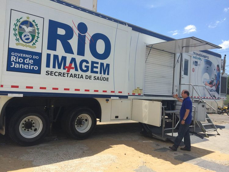 O vice-prefeito e secretário de Saúde, Doutor Chicão, solicitou a prorrogação da parceria com o tomógrafo móvel da Rio Imagem e foi atendido (Foto: Divulgação)