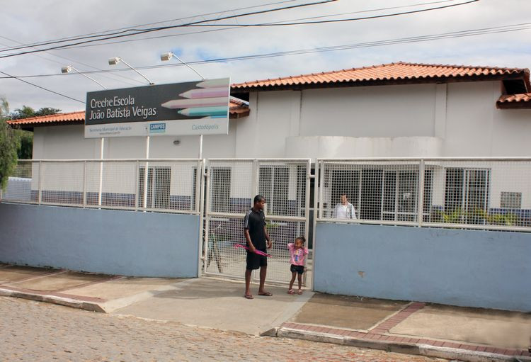 O bairro de Custodópolis ganhou uma creche escola repaginada nos padrões modelo em dezembro de 2011, atendendo crianças de zero a 3 anos, inclusive, dos bairros vizinhos (Foto: Superintendência de Comunicação)