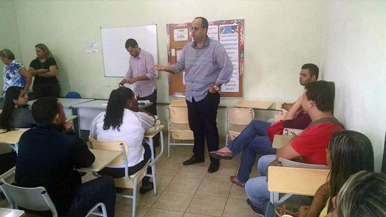 Segundo o secretário de Educação, Frederico Tavares Rangel, a contrapartida consiste na prestação de serviços na área de conhecimento do candidato, em forma de apoio, conforme a Resolução 02/2015 (Foto: Divulgação)