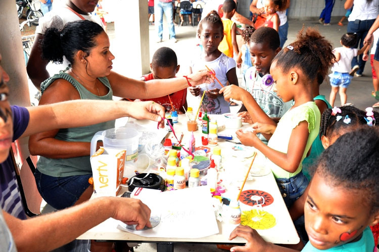 O Projeto A Escola é Nossa prossegue neste segundo semestre, abrindo a Escola Municipal Santa Terezinha, em Baixa Grande, neste sábado, para receber a comunidade em diversas ações sociais, inclusive com a participação de localidades vizinhas (Foto: Roberto Joia)