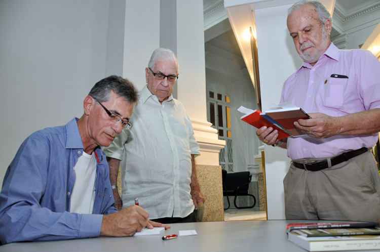 Jornalista Avelino Ferreira (Foto: César Ferreira)