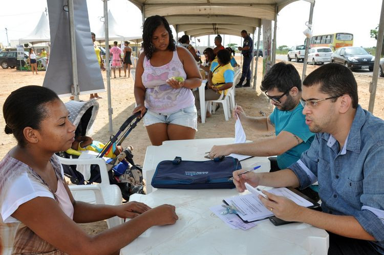 Foram realizados serviços como a emissão da segunda via da carteira de identidade (Foto: César Ferreira)