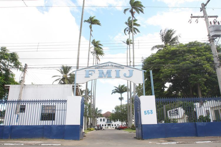 Os 573 formandos são alunos da sede da FMIJ e da Casa da Juventude (Foto: Superintendência de Comunicação)