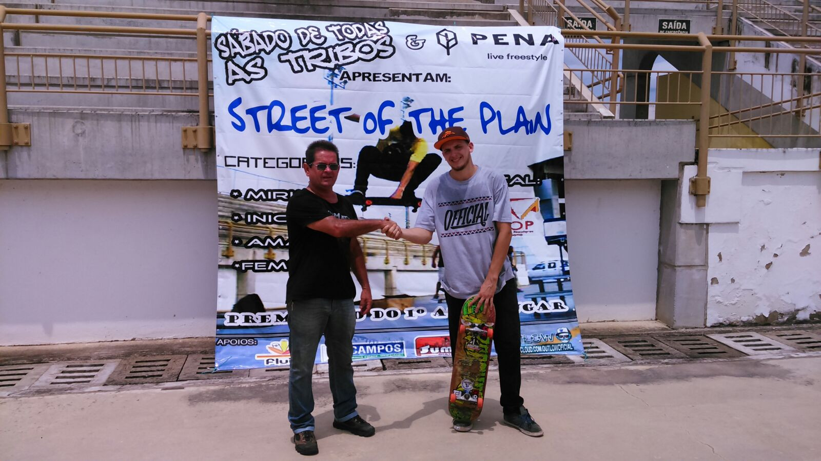 Romeu Lins e o coordenador técnico da competição de skate, Wander Freitas (Foto: Divulgação)