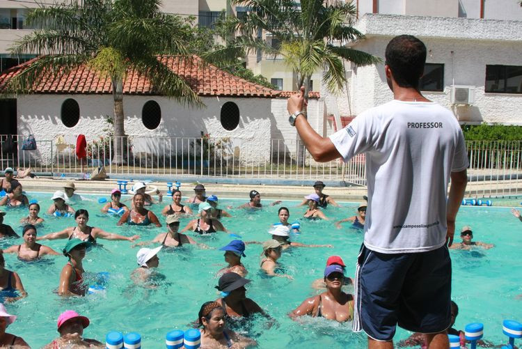 A hidroginástica está entre as atividades oferecidas pela Fundação Municipal de Esportes (Foto: Roberto Joia)