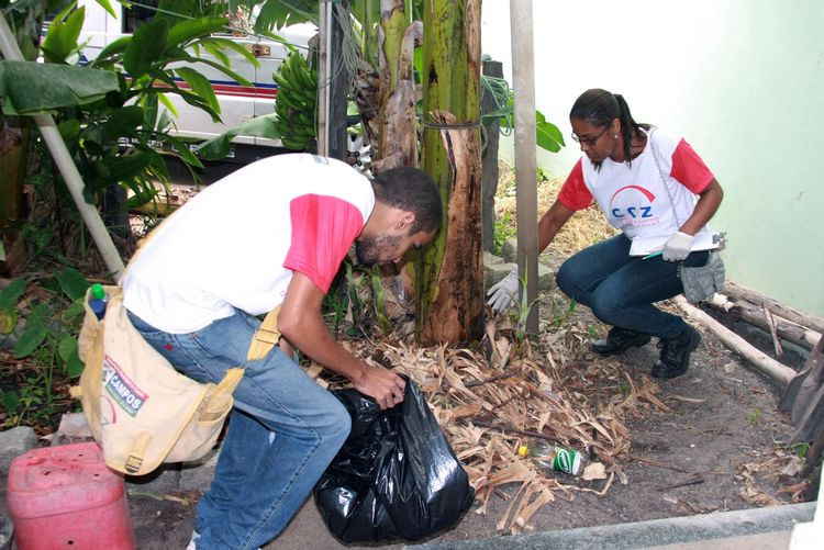 De janeiro a março deste ano, 66.800 imóveis foram visitados pelos agentes de endemias do Centro de Controle de Zoonoses (CCZ), durante os Mutirões de Combate ao Aedes aegypti (Foto: Roberto Joia)