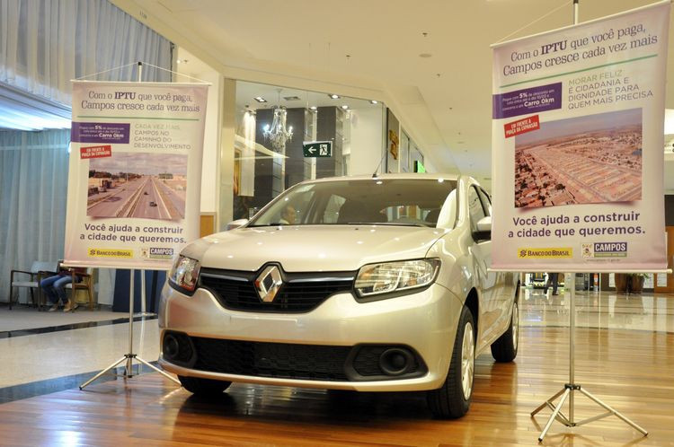 O contribuinte que pagar o IPTU em cota única até esta quinta-feira, dia 31, vai participar do sorteio de um Renault Sandero zero quilômetro, cuja data ainda será definida (Foto: Divulgação)