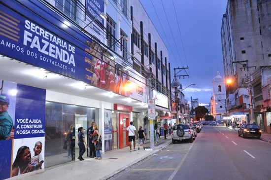 Os interessados em requerer a isenção devem comparecer à Secretaria, na Rua 13 de Maio, 129, Centro, para pegar o formulário e ver a relação dos documentos exigidos (Foto: Rodolfo Lins)