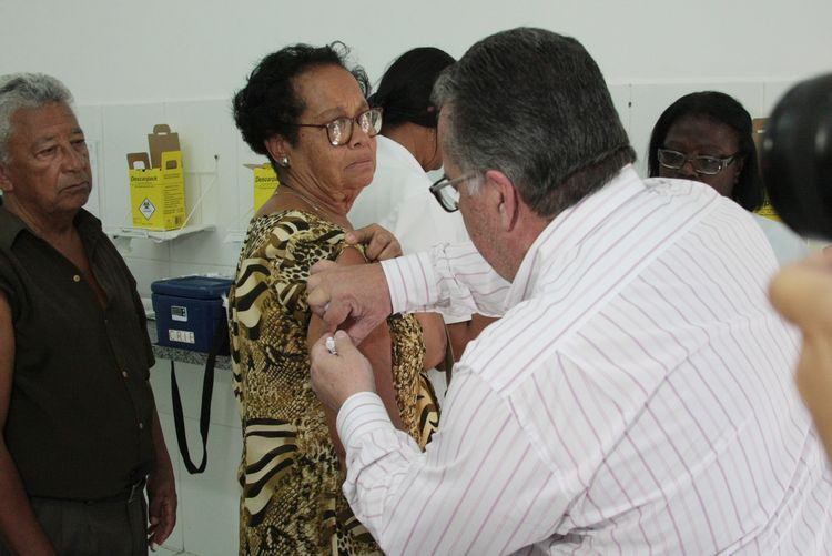 A abertura do Dia D de Vacinação contra a Gripe está marcada para as 10h, no Clube da Terceira Idade do Parque Tamandaré (Foto: Rodolfo Lins)