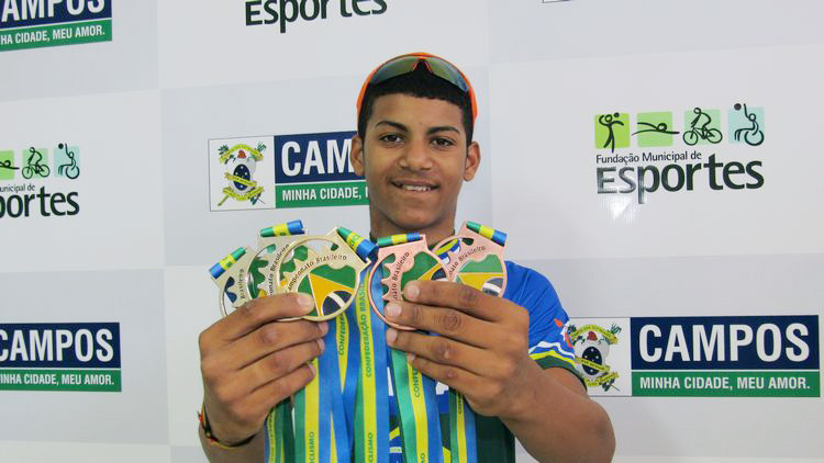 O campista Kayllan Machado voltou do Campeonato Brasileiro de Ciclismo com cinco medalhas na bagagem (Foto: DIVULGAÇÃO)