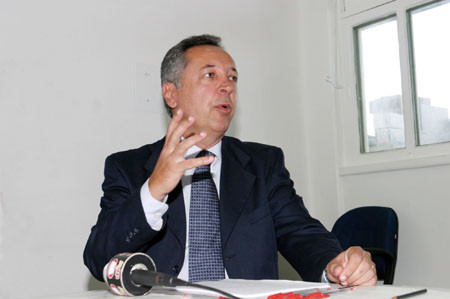 O anúncio foi feito pelo Presidente da Fundação Dr. João Barcellos Martins (FJBM) e Diretor Geral do Hospital Ferreira Machado, Ricardo Madeira (Foto: Roberto Joia)